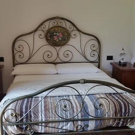 Nona Rosa Κατάλυμα σε φάρμα Gravedona
